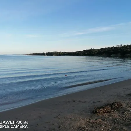 Beautiful Renovated With View- Old Apartamento